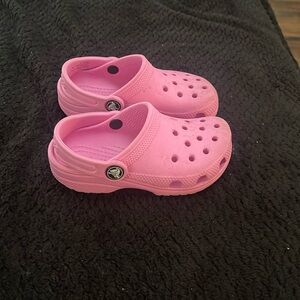 Toddler 9c crocs